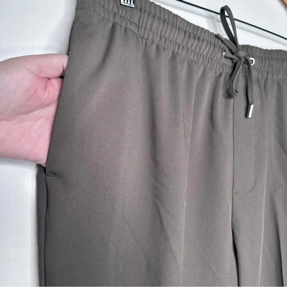 ZARA Olive Green Drawstring Waist Pleated High Rise Pants Size Large - Picture 3 of 10